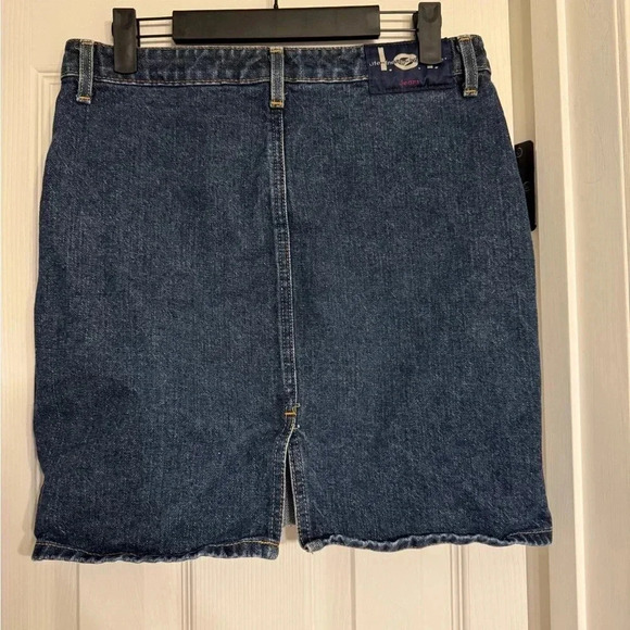 vintage levis denim skirt size 5 - Picture 2 of 7